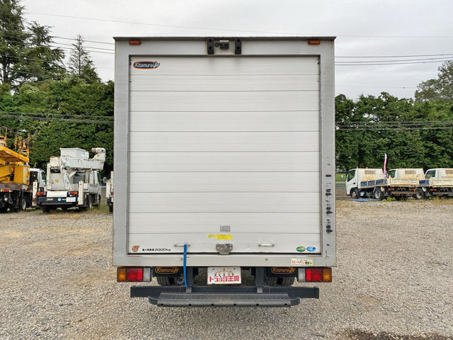 いすゞエルフアルミバン小型（2t・3t）[写真09]