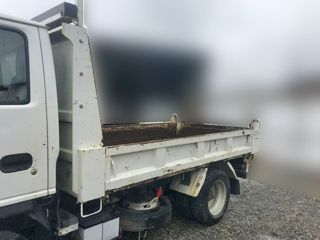 いすゞエルフダンプ小型（2t・3t）[写真15]