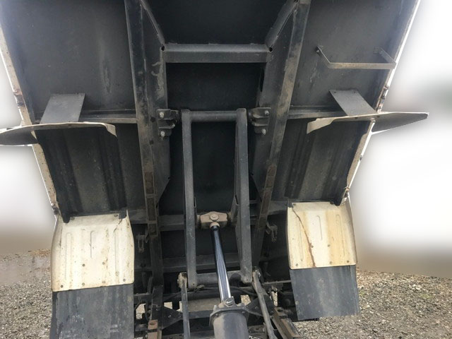 いすゞエルフダンプ小型（2t・3t）[写真18]