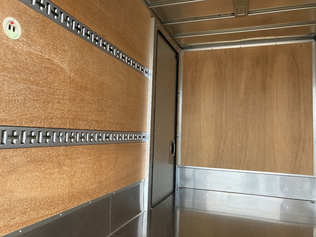 トヨタダイナアルミバン小型（2t・3t）[写真14]