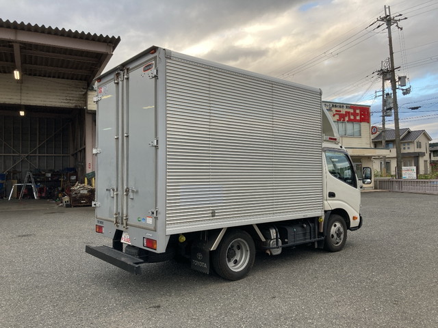 トヨタダイナアルミバン小型（2t・3t）[写真02]