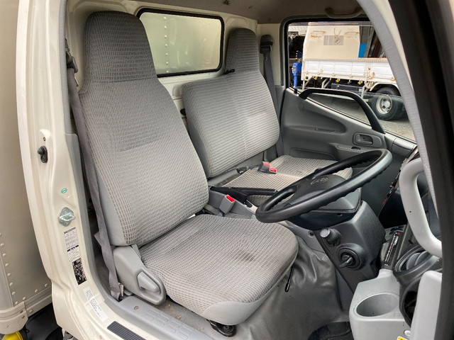 トヨタダイナアルミバン小型（2t・3t）[写真27]