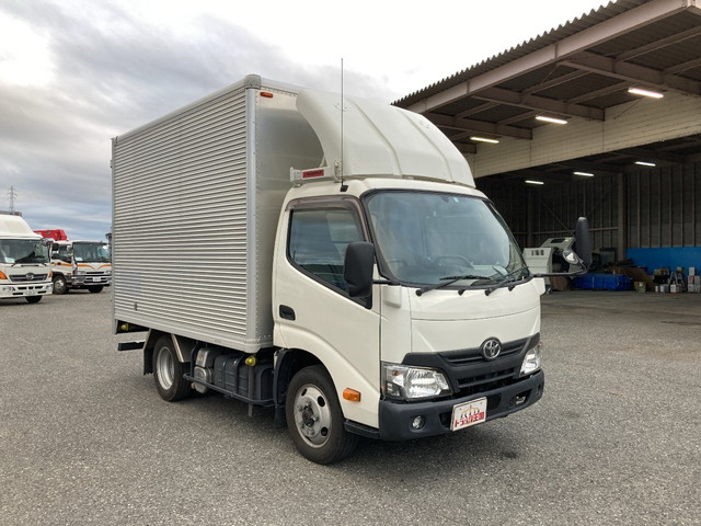 トヨタダイナアルミバン小型（2t・3t）[写真03]