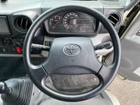 トヨタダイナアルミバン小型（2t・3t）[写真32]