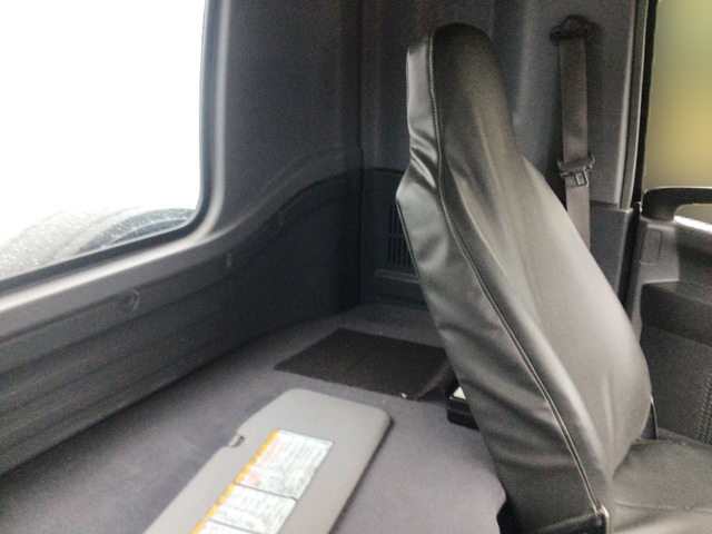 いすゞフォワードパッカー車（塵芥車）増トン（6t・8t）[写真31]