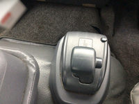 いすゞフォワードパッカー車（塵芥車）増トン（6t・8t）[写真37]