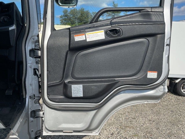 三菱ふそうスーパーグレートアルミウイング大型（10t）[写真22]