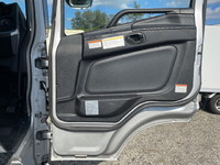 三菱ふそうスーパーグレートアルミウイング大型（10t）[写真22]