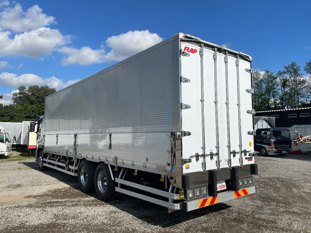 三菱ふそうスーパーグレートアルミウイング大型（10t）[写真04]