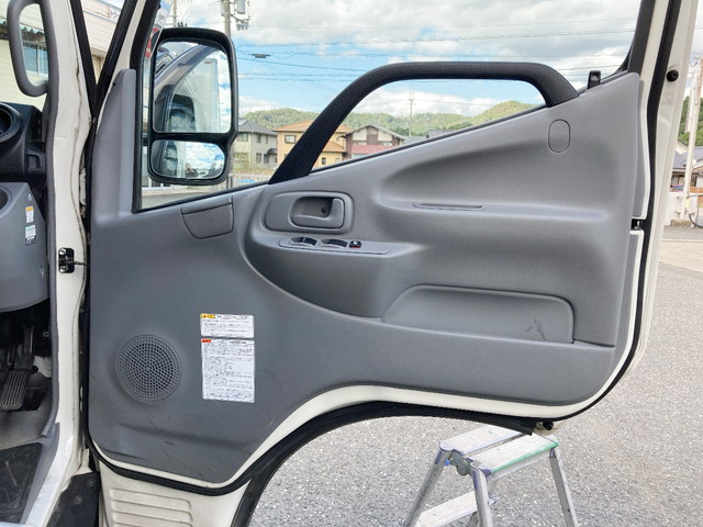 トヨタダイナアルミバン小型（2t・3t）[写真26]