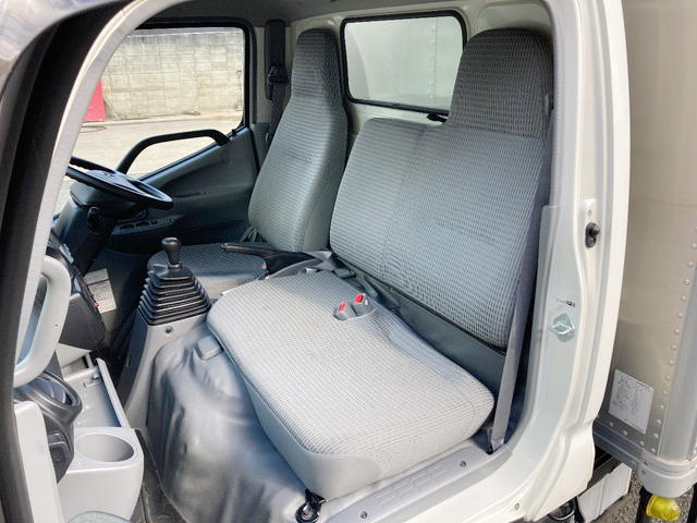 トヨタダイナアルミバン小型（2t・3t）[写真27]