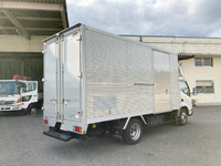 トヨタダイナアルミバン小型（2t・3t）[写真02]