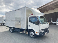 トヨタダイナアルミバン小型（2t・3t）[写真03]