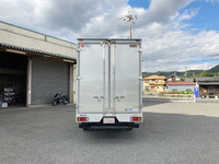 トヨタダイナアルミバン小型（2t・3t）[写真08]