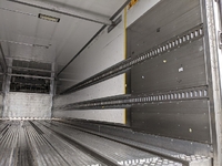 日野プロフィア冷凍車（冷蔵車）大型（10t）[写真10]