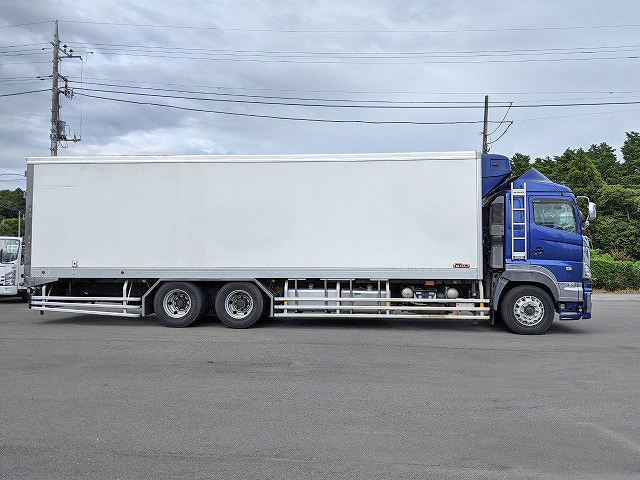 日野プロフィア冷凍車（冷蔵車）大型（10t）[写真04]