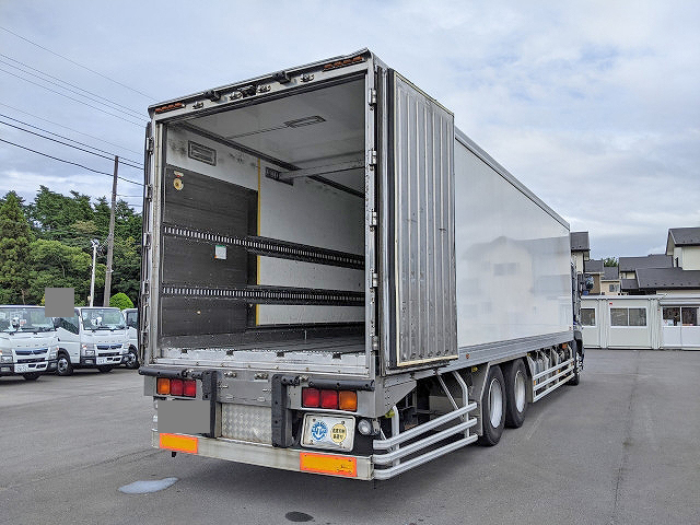 日野プロフィア冷凍車（冷蔵車）大型（10t）[写真05]