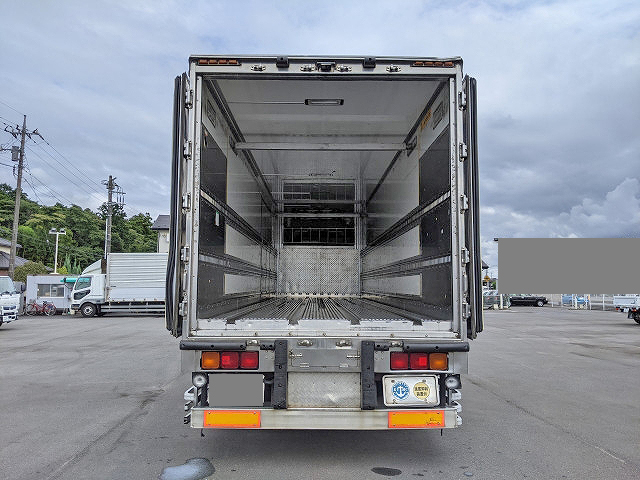 日野プロフィア冷凍車（冷蔵車）大型（10t）[写真07]