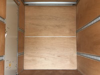 いすゞエルフアルミバン小型（2t・3t）[写真13]