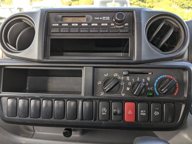 日野デュトロ平ボディ小型（2t・3t）[写真21]