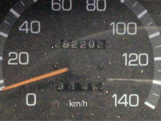 三菱ふそうキャンターダンプ小型（2t・3t）[写真15]