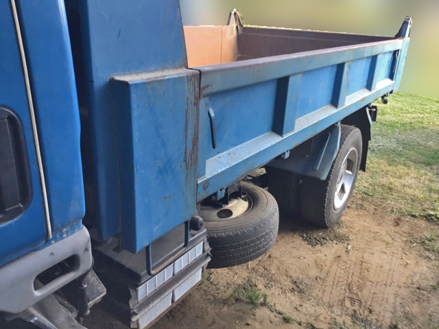 三菱ふそうキャンターダンプ小型（2t・3t）[写真05]