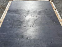 三菱ふそうキャンター平ボディ小型（2t・3t）[写真12]