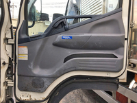 三菱ふそうキャンター平ボディ小型（2t・3t）[写真31]