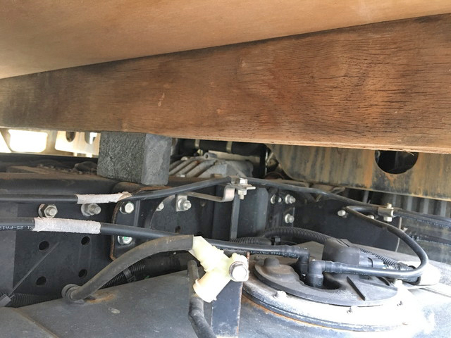 三菱ふそうキャンター平ボディ小型（2t・3t）[写真22]