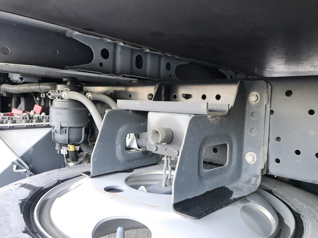 日野デュトロ平ボディ小型（2t・3t）[写真14]