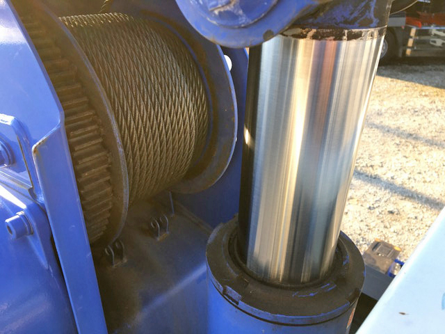 三菱ふそうキャンタークレーン3段小型（2t・3t）[写真17]