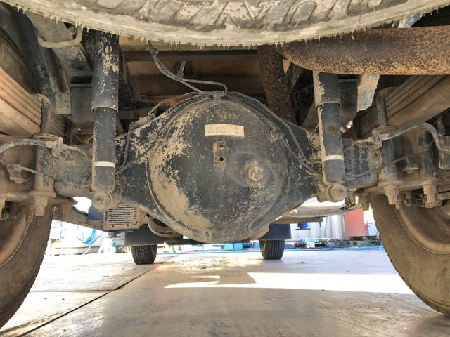 三菱ふそうキャンタークレーン3段小型（2t・3t）[写真26]