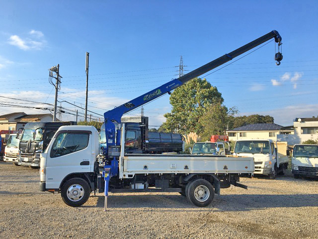 三菱ふそうキャンタークレーン3段小型（2t・3t）[写真06]