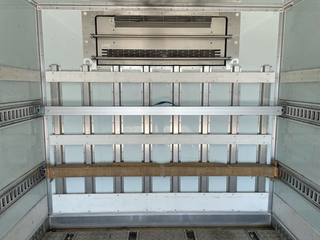 日野レンジャー冷凍車（冷蔵車）中型（4t）[写真15]