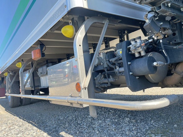 日野レンジャー冷凍車（冷蔵車）中型（4t）[写真21]