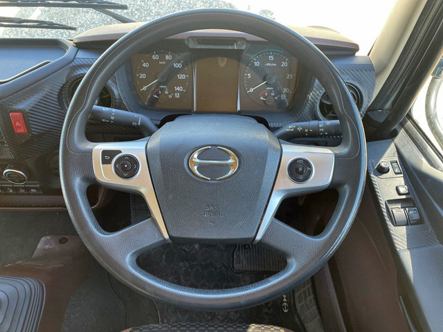 日野レンジャー冷凍車（冷蔵車）中型（4t）[写真35]