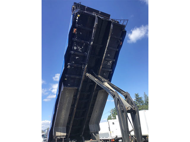 日野プロフィア深ダンプ（土砂禁ダンプ）大型（10t）[写真07]