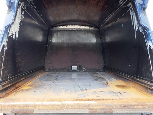 三菱ふそうファイターパッカー車（塵芥車）中型（4t）[写真08]