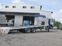 いすゞギガセルフクレーン4段大型（10t）[写真11]