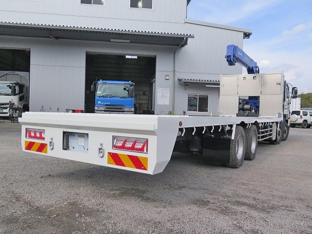 いすゞギガセルフクレーン4段大型（10t）[写真06]