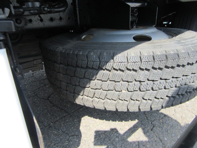 いすゞエルフ冷凍車（冷蔵車）小型（2t・3t）[写真13]