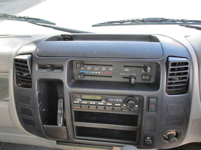 トヨタトヨエース平ボディ小型（2t・3t）[写真11]