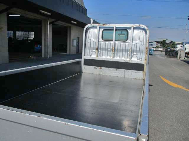 トヨタトヨエース平ボディ小型（2t・3t）[写真07]