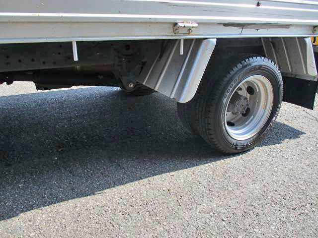 トヨタトヨエース平ボディ小型（2t・3t）[写真08]