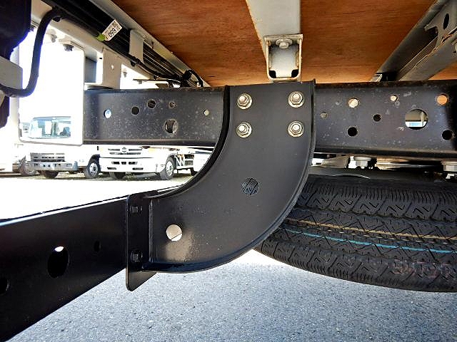 日野デュトロ平ボディ小型（2t・3t）[写真20]