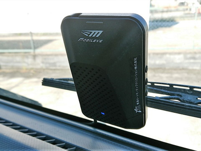 いすゞエルフカーテン車小型（2t・3t）[写真18]