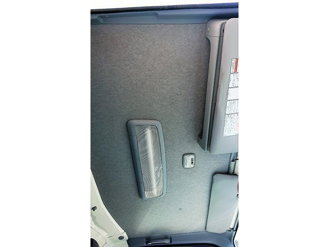 いすゞエルフカーテン車小型（2t・3t）[写真21]