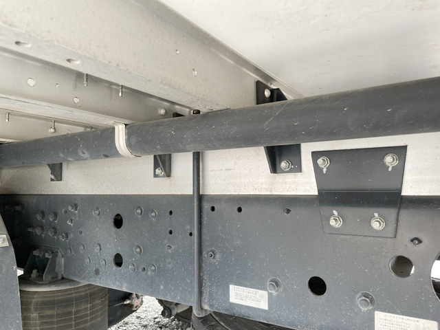 三菱ふそうファイターアルミウイング中型（4t）[写真20]