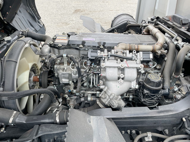 三菱ふそうファイターアルミウイング中型（4t）[写真24]