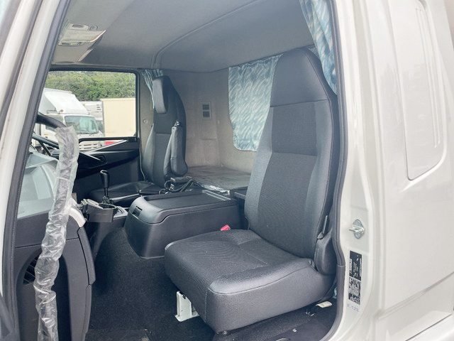 三菱ふそうファイターアルミウイング中型（4t）[写真29]